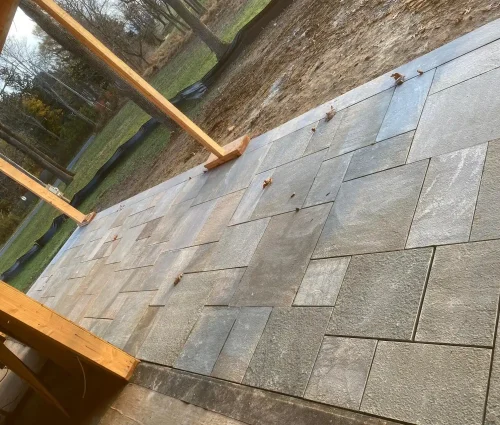 Bluestone-Installation